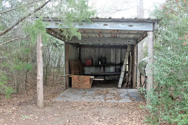8729 E Fm 20 HWY, Dale, TX 78616