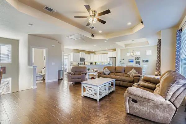19004 Mariners PT, Point Venture, TX 78645