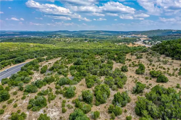 6707 Lohmans Ford RD, Lago Vista, TX 78645