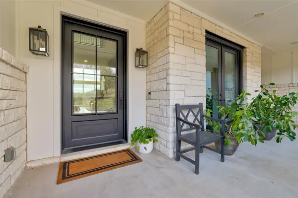 17701 Hunters Hollow, Jonestown, TX 78645