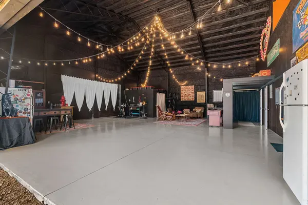 7394 Creek RD, Dripping Springs, TX 78620