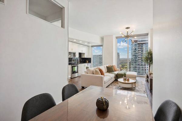 360 Nueces ST #2704, Austin, TX 78701