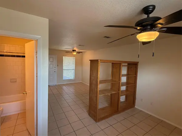 4701 Red River ST #301, Austin, TX 78751
