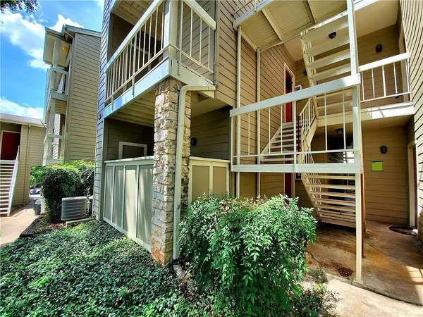 114 E 31st ST #201, Austin, TX 78705