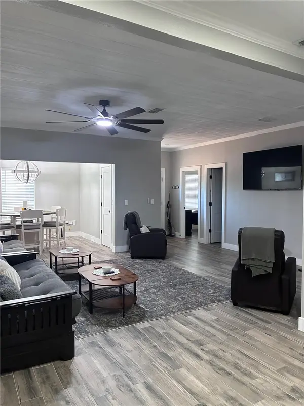 1135 Red Fox RD, La Grange, TX 78945