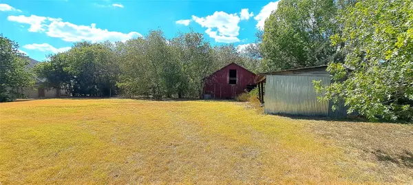 507 Sloan ST, Taylor, TX 76574