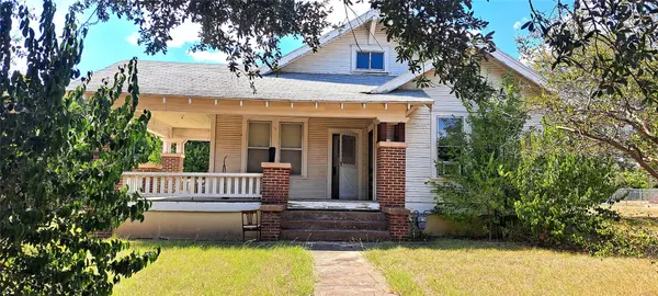 507 Sloan ST, Taylor, TX 76574