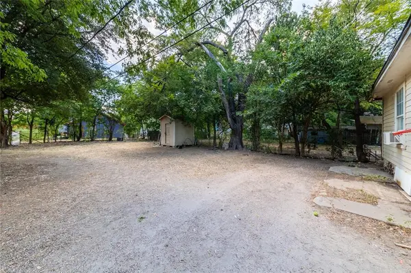 1511 Holly ST, Austin, TX 78702