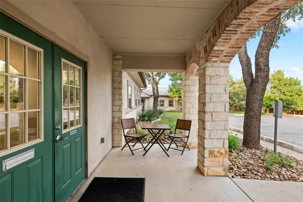 800 W Highway 290 #D, Dripping Springs, TX 78620