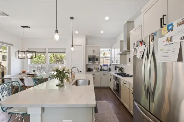 904 Catalpa ST #A, Austin, TX 78702