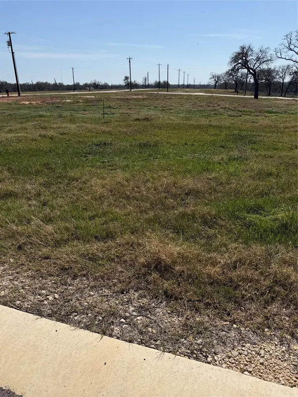 109 Sonoma DR, Elgin, TX 78621