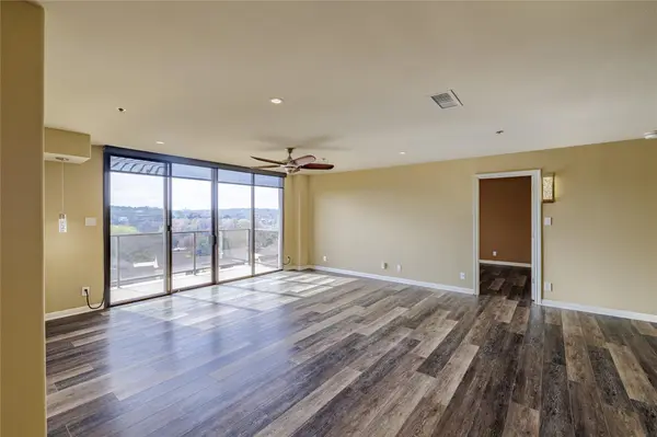 40 N Interstate 35 #6D3, Austin, TX 78701