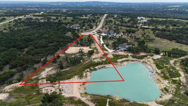 305 W Dripping View CT, Johnson City, TX 78636