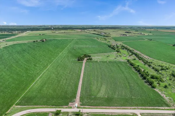 12500 Felder LN, Coupland, TX 78615
