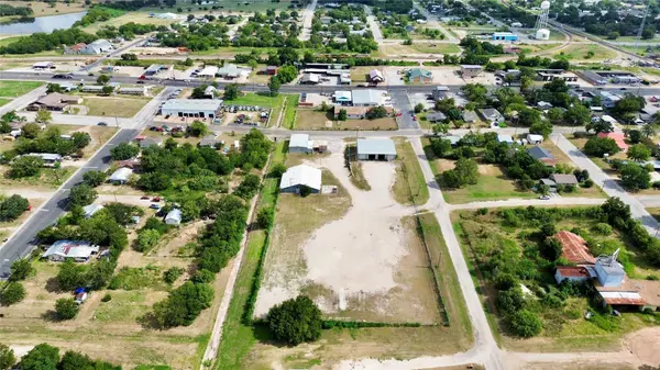 TBD S Titus ST, Giddings, TX 78942