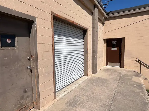 211 W 3rd ST #130, Taylor, TX 76574