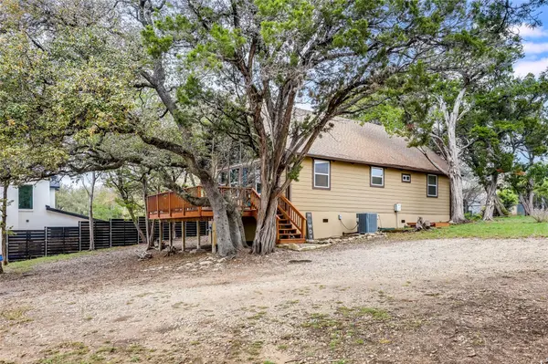 18418 Lakeland DR, Lago Vista, TX 78645
