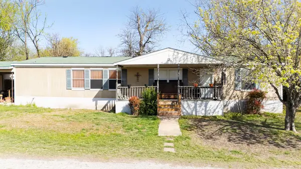 209 E Sheldon Ave, Thrall, TX 76578