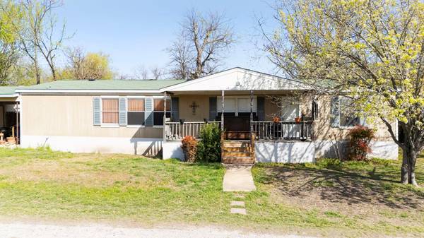 209 E Sheldon Ave, Thrall, TX 76578