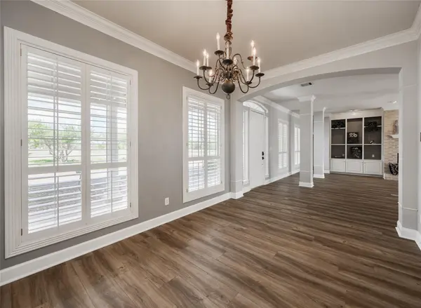 117 Vista Oaks DR, Dripping Springs, TX 78620