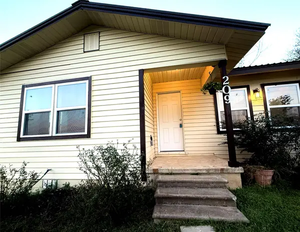 209 County Road 310, Rockdale, TX 76567