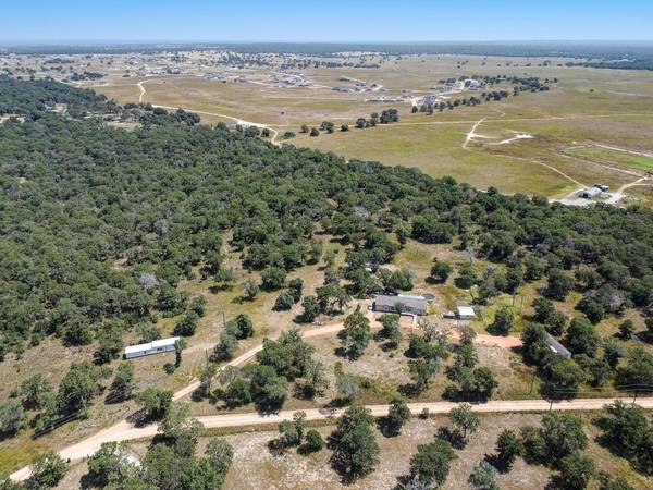 2125 Polly Ln, La Vernia, TX 78121