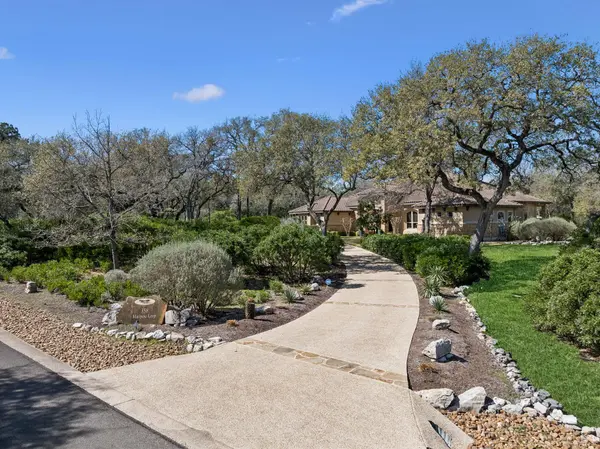 358 Mariposa LOOP, New Braunfels, TX 78132