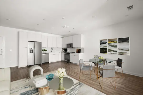 4802 S Congress Ave #213, Austin, TX 78745