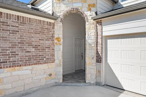 266 George Neggan LN, Bastrop, TX 78602