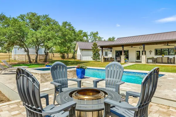 338 Morning Dew DR, Round Mountain, TX 78663