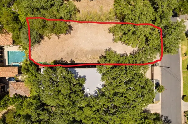 2202 Matthews DR, Austin, TX 78703