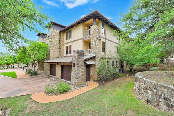 6712 Lantern View DR #303, Jonestown, TX 78645