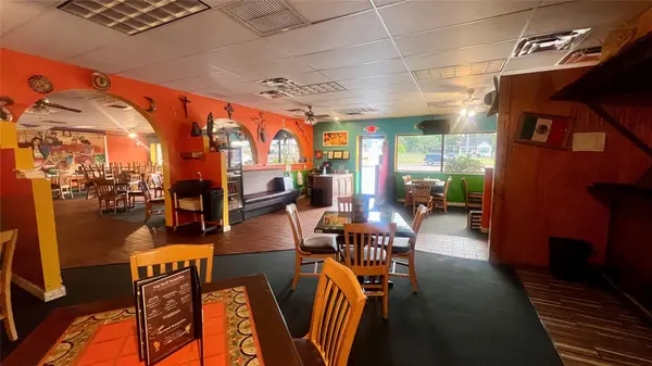 403 N Jefferson ST, La Grange, TX 78945