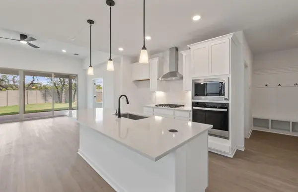 1812 Spring Mountain CV, Georgetown, TX 78628