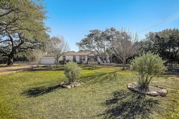 3001 Cox RD, Blanco, TX 78606