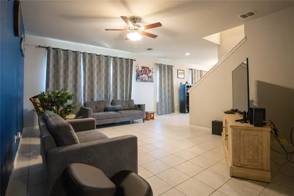 166 Pelican Bay CIR, Kyle, TX 78640