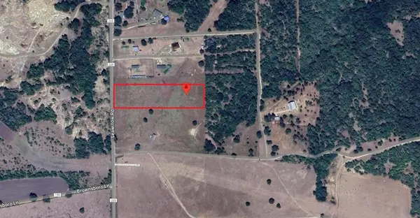 6015 Seawillow RD, Lockhart, TX 78644