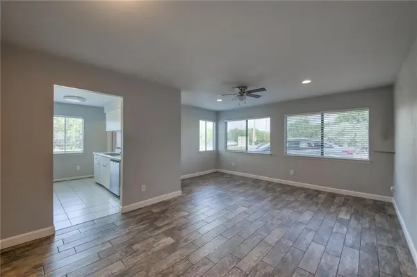 5801 Thunderbird ST #B-20, Lago Vista, TX 78645