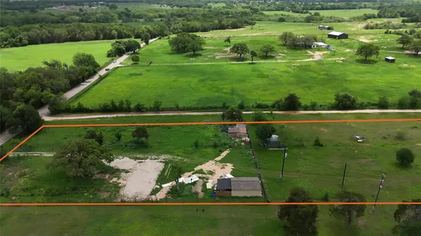 155 Arbuckle RD, Elgin, TX 78621