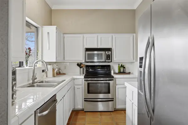 1404 Norwalk LN #201, Austin, TX 78703