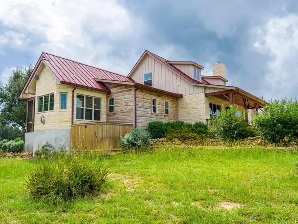 529 Vista Ridge, Round Mountain, TX 78663