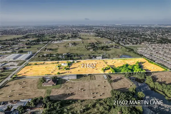21602 Martin LN, Pflugerville, TX 78660
