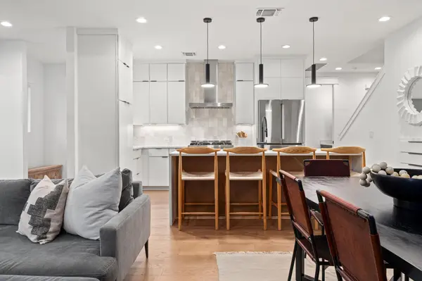 2104 E 2nd ST #1, Austin, TX 78702