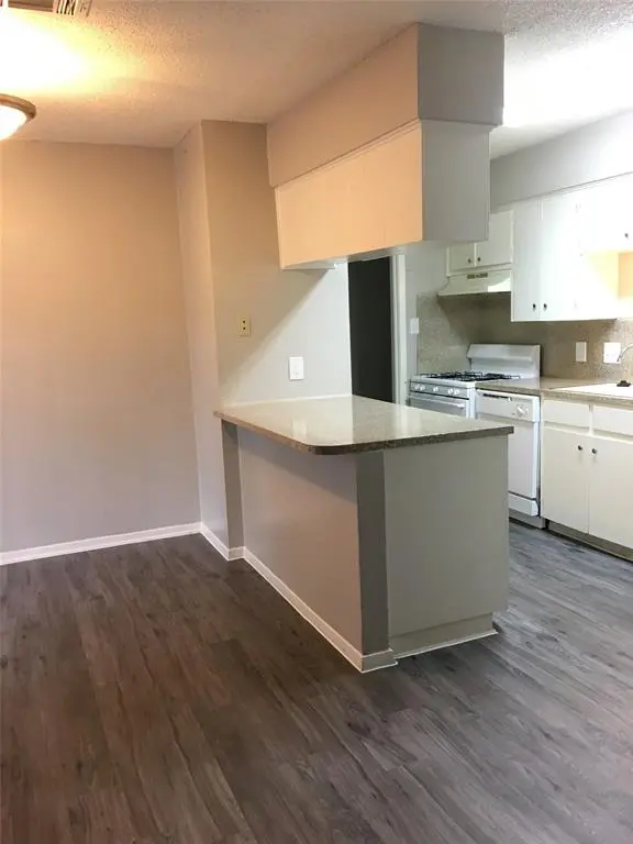 6504 S 1st ST #104, Austin, TX 78745