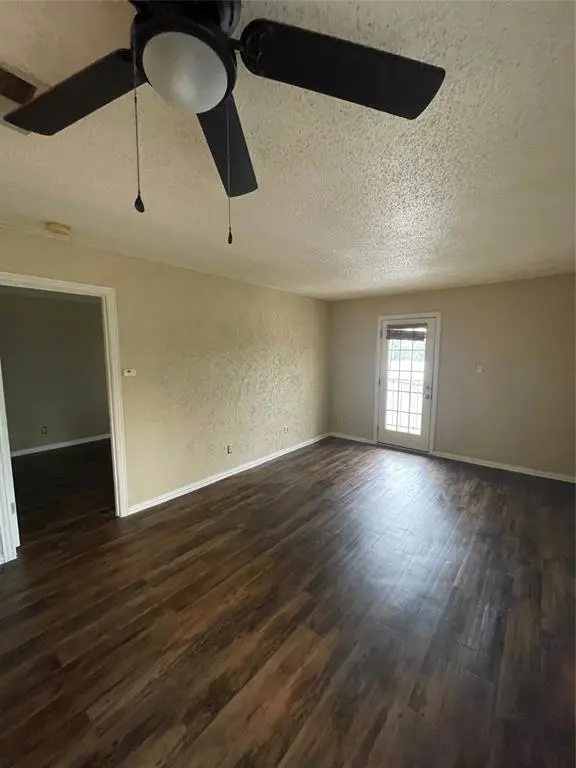 516 South Park DR #201, Austin, TX 78704