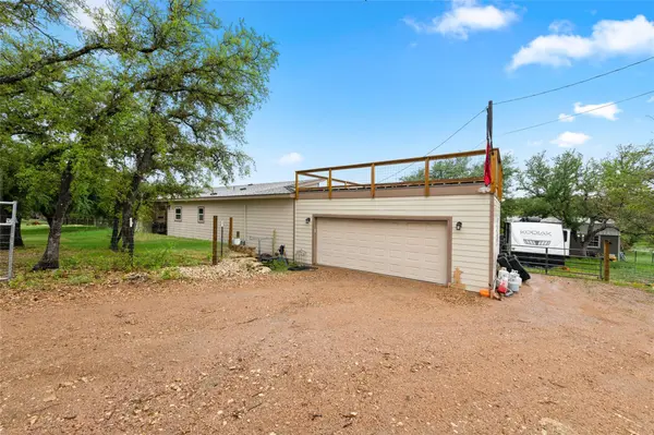 220 Creedmore DR, Liberty Hill, TX 78642
