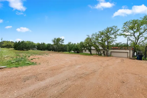 220 Creedmore DR, Liberty Hill, TX 78642
