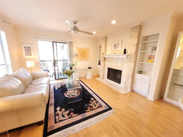 2410 Enfield RD #7, Austin, TX 78703