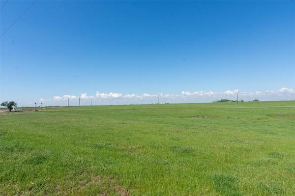 200,204, 210 County Road 160 RD, Taylor, TX 76574