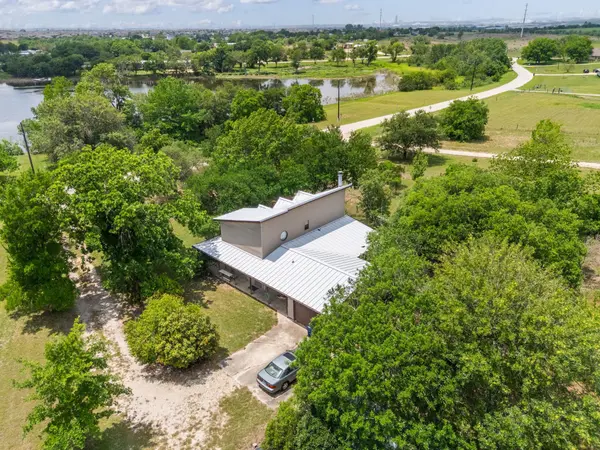907 Horace Howard DR, San Marcos, TX 78666